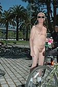 naturist, naturist group, text of protest, naked programme, naturism, street procession, environmental pollution, protester, nude man, bicycle procession, naturist demonstrative, nudist men, man, woman, nudism, environmental, nudist, square, demo, cyclist, cycler, protest, notice, nudist group, body painting, notable, remarkable, group, coterie, concourse, advertisement, environment, ambience, conviction, straight-out, wholeheartedly, WNBR, USA, environmentalists, San Francisco, street, on the street, streets of San Francisco, women, gents, men, protesters, World Naked Bike Ride, confluence, body, naked, stripped, road, cycling tour, attention rising, bicycle, cycling, procession, fight against the dependence, California, 2007, CD 0075