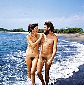 150, Hawaii, nudist couple, nudist pair, Honokohau, Kona, fkk, nudism, girl, woman, young, pretty, naturism, palm, naked, stripped, naturist couple, naturist, holidays, freikrperkultur, nudist, love, on holiday, recreation, relaxation, repose, rest, game, beach, coast, attitude, pose, posture, heat-wave, bay, gulf, summer, man, bath, bathe, bathing, water, CD 0106