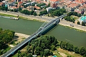 Szeged, Mora Ferenc Museum, museum, Tisza, Tisza river, bridge, bridge of downtown, city center, birds eye view, Roosevelt square, theather building, landscape, air photograph, air photo, aerial, wharf, museum garden, waterworks, building, buildings, summer, sunlight, Szeged National Theatre, river, blond, ship, boat, pier, port, dock, Ujszeged, riverside, arc of a circle, arc, constuction, CD 0029, Kiss Lszl, Lszl Kiss